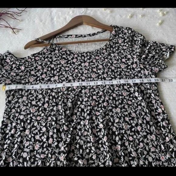 A.N.A. Shirt Ditsy Floral Cold Shoulder Printed Soft Casual Size Medium - Picture 4 of 7
